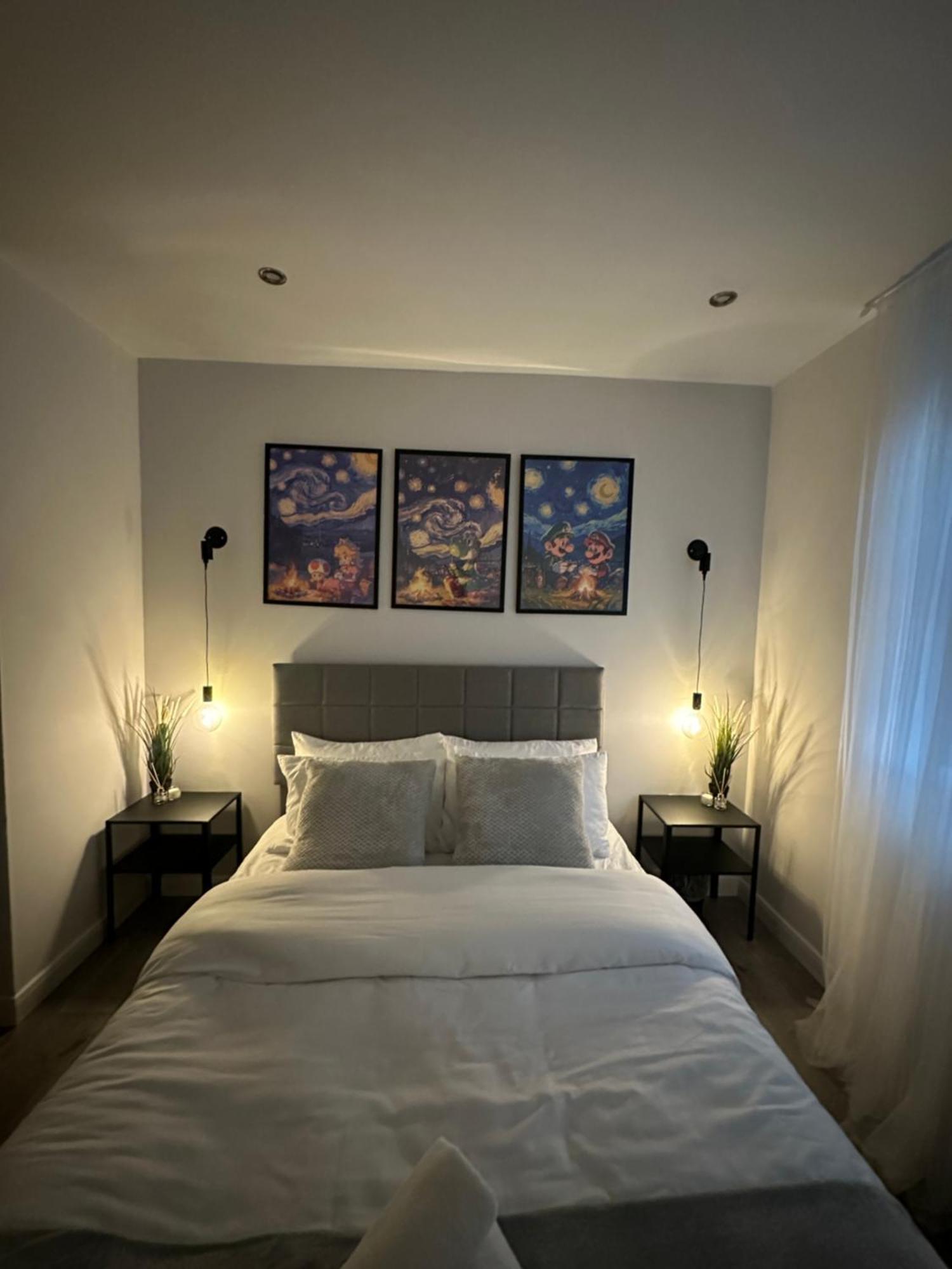 לייסטר Retro Suite A Luxury Apartment With King Size Bed Wii Games And Entertainment מראה חיצוני תמונה